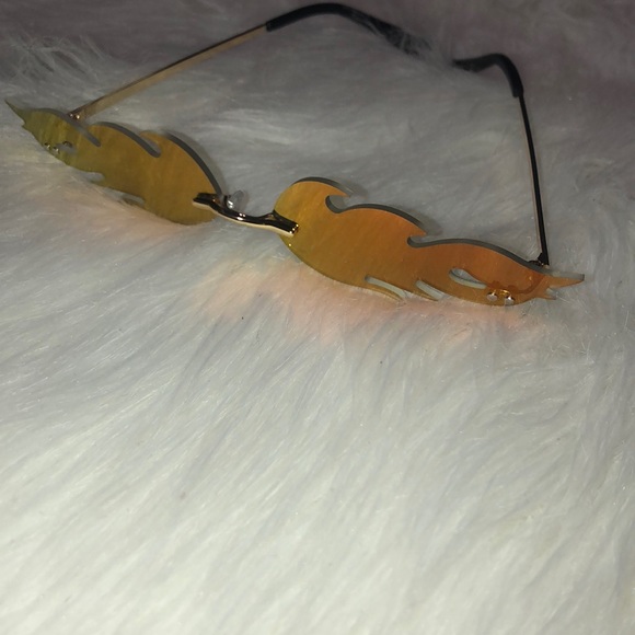 Multicolored Fire Flame Sunglasses - Picture 2 of 7